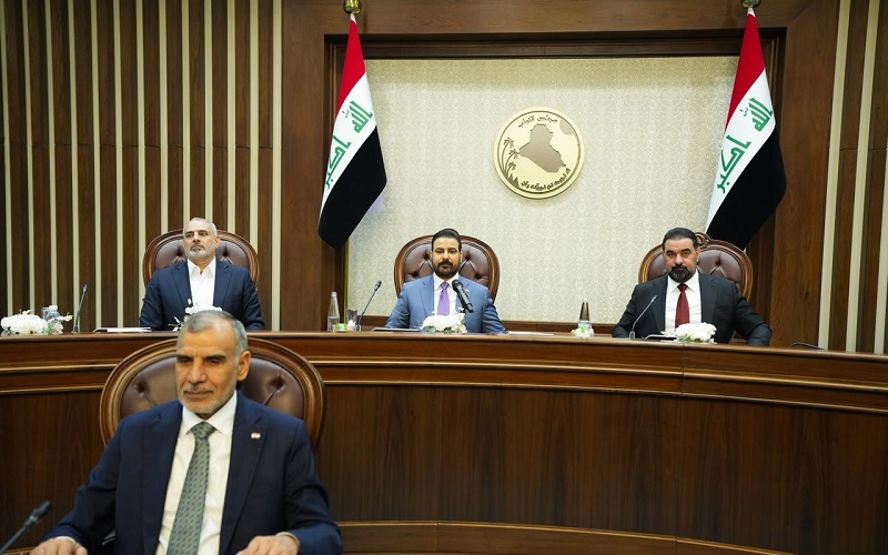 رئيس الوزراء العراقي علي فالح الزيدي يحضر جلسة مجلس النواب