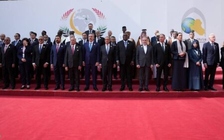 انطلاق أعمال الدورة الثانية والخمسين لمجلس وزراء خارجية منظمة التعاون الإسلامي في العاصمة العراقية بغداد