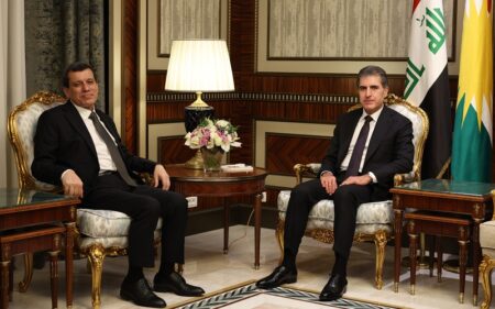 رئيس إقليم كوردستان نيجيرفان بارزاني يستقبل مستشار الرئاسة السورية مظلوم عبدي