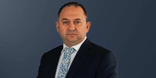 د.ئاسۆ فەرەیدون رەخنە لە حکومەتی هەرێم و فیدراڵ دەگرێت