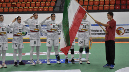 هەڵبژاردەی کچانی ئێران