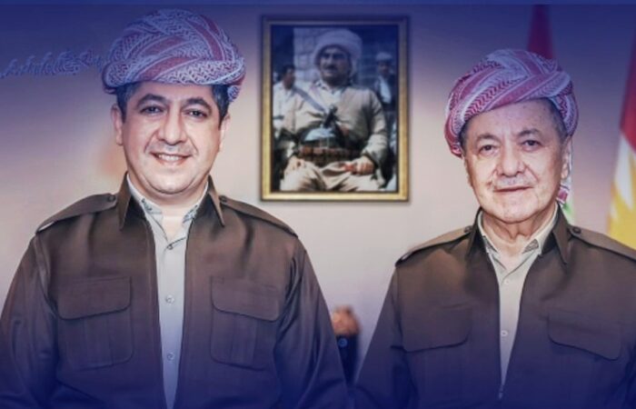 خەڵک مووچەی نییە و بارزانی لەگەشتە