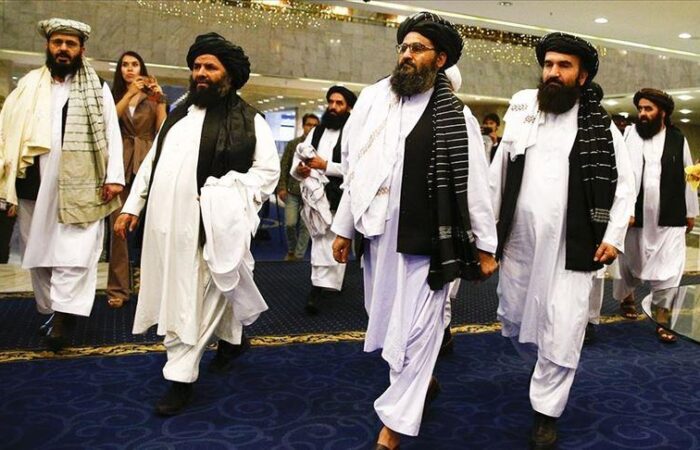 دەسەڵاتی تاڵیبان هۆنراوەی خۆشەویستی قەدەغە کرد