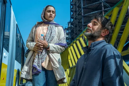 جوان بانگم بکە