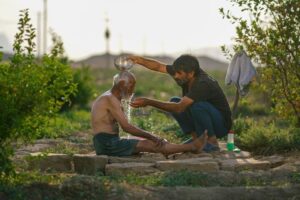 فیلمی ئێرانی دێرنو