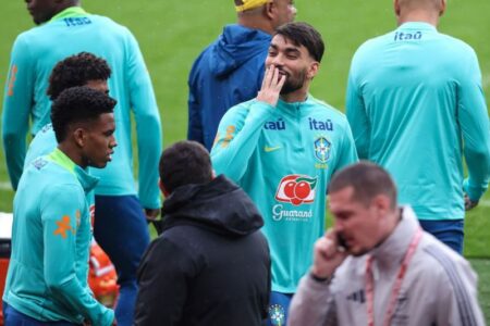 لوکاس پاکێتا