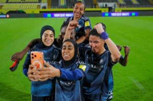 تۆپی پێ ئافرەتانی سعودییە